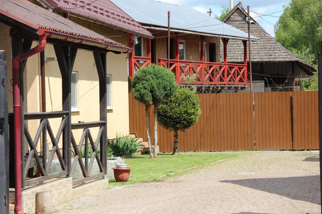 Ріточка Apartamento Berehove  Exterior foto